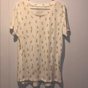 Zoe and Liv pineapple 🍍 shirt XXL